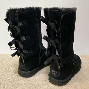 UGG Boots Womens 9 Bailey Bow Tall Winter Fall Black Leather Sheepskin